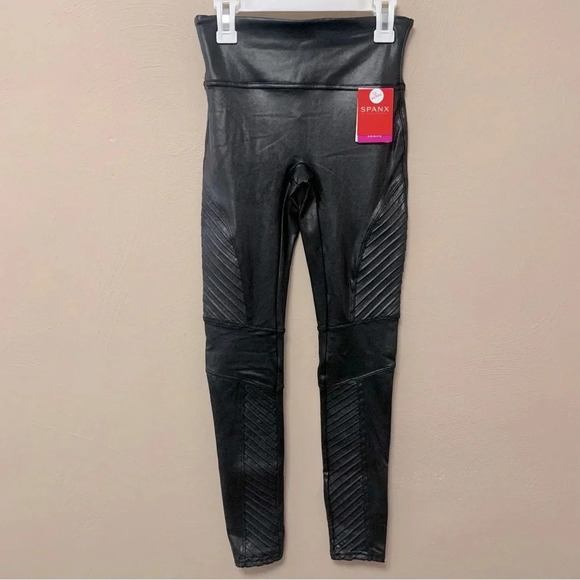 Spanx Faux Leather Moto Leggings Black Size XS Petite NWT New - Picture 4 of 16